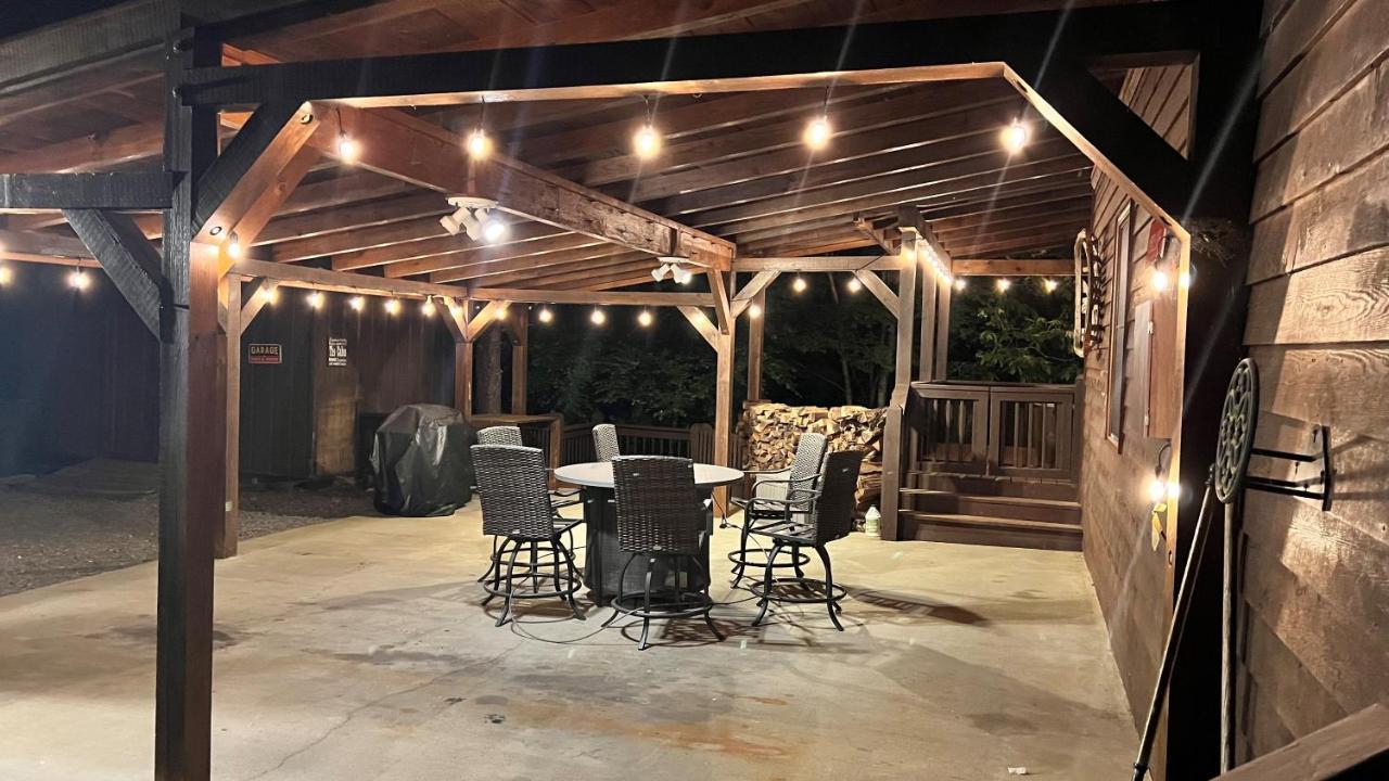 Mistletoe Cabin- Private Cabin W Views, Hottub, Pet Friendly Мърфи Екстериор снимка