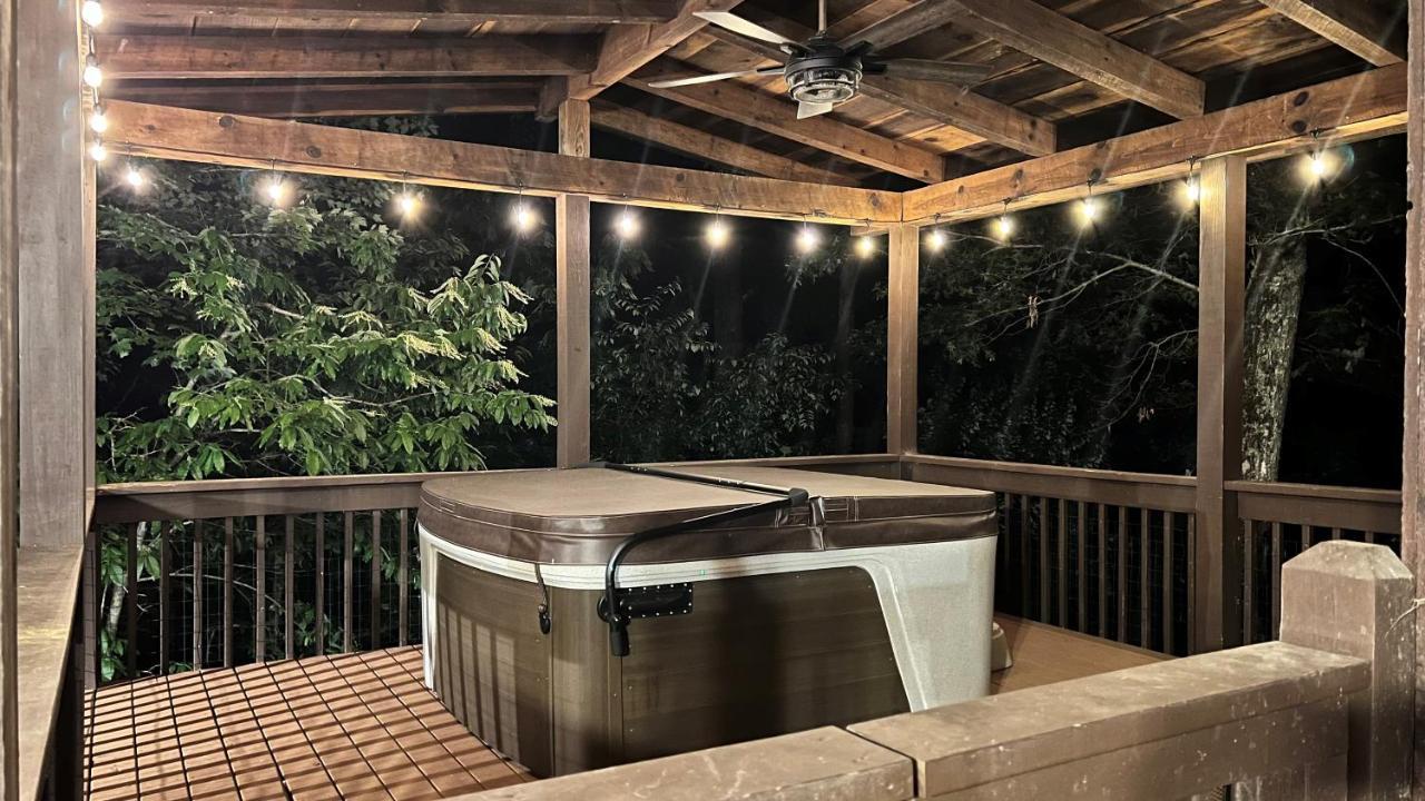 Mistletoe Cabin- Private Cabin W Views, Hottub, Pet Friendly Мърфи Екстериор снимка