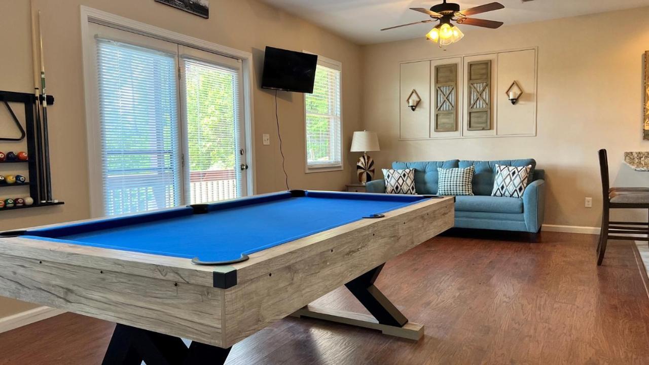 Mistletoe Cabin- Private Cabin W Views, Hottub, Pet Friendly Мърфи Екстериор снимка